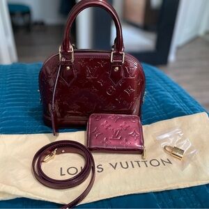 Louis Vuitton Alma BB Amarante bag with crossbody strap lock key And Wallet